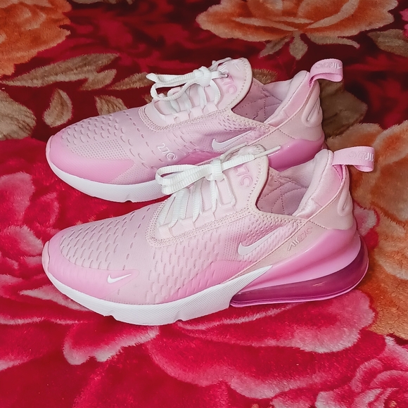Nike Air Max 270 Streetwear/Lifestyle Shoes Size 5 Youth/6.5 Women - Picture 2 of 14